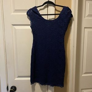 Beautiful navy lace bodycon dress!!!